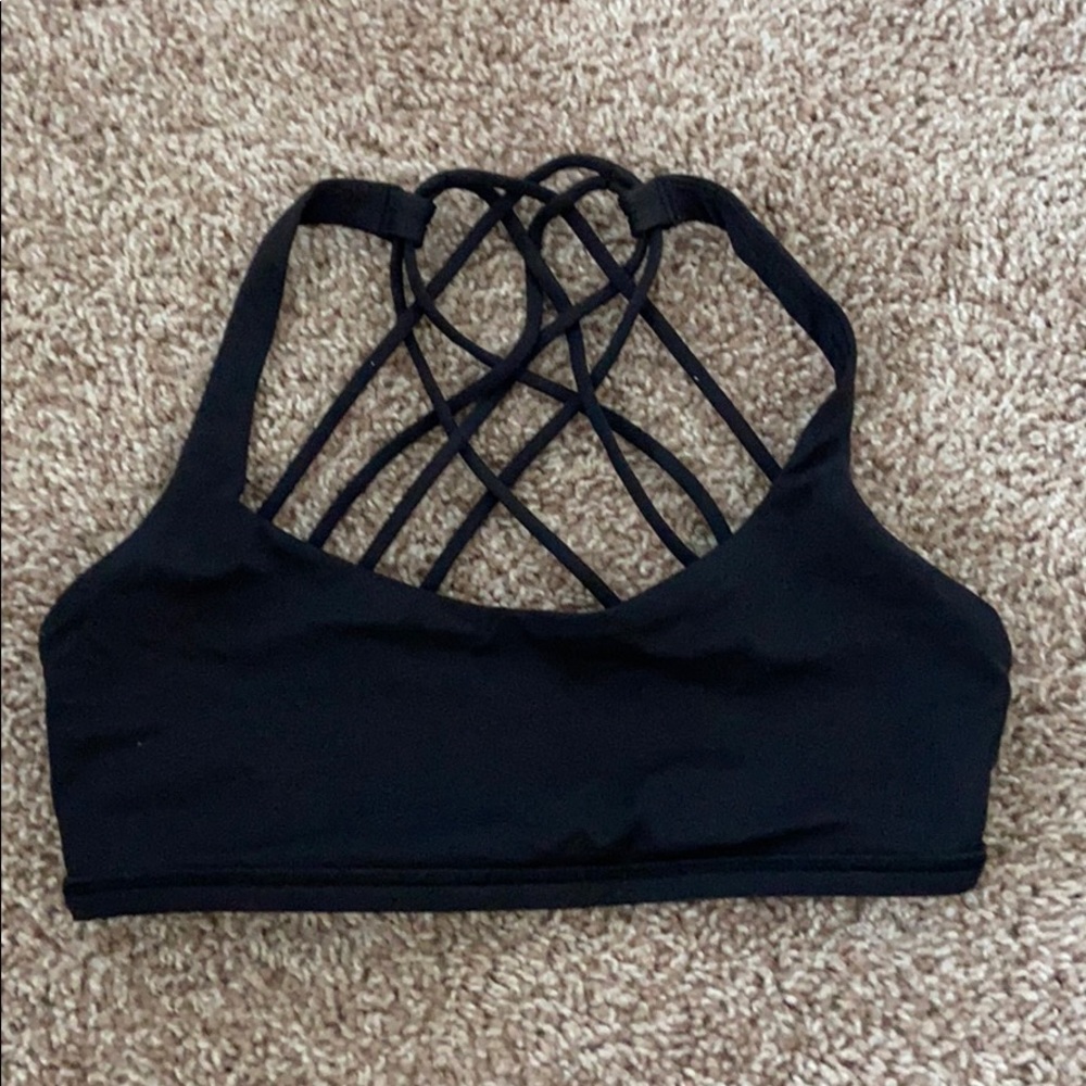 Lululemon sports bra
